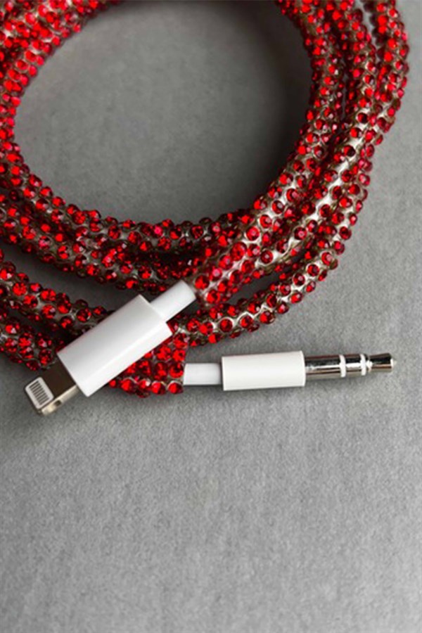 Kırmızı Taşlı AUX kablo & Apple